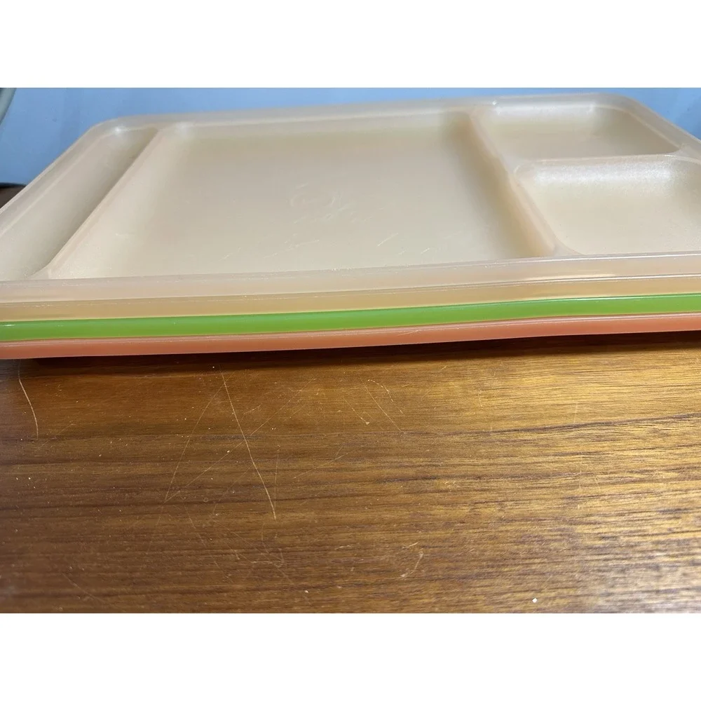 Vintage Tupperware 1535 Divided Lunch Dinner Plate Camping TV Cafeteria Tray Lot